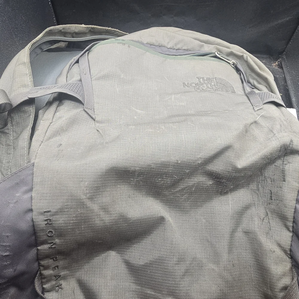 The North‎ Face Iron Peak Gray Backpack